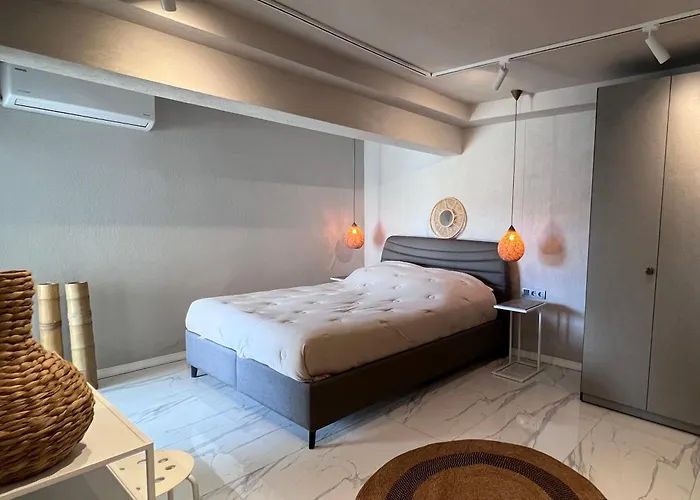 Mavinin Ve Yeşilin Dansı * Marmaris