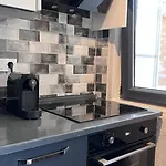 Apartament Mavinin Ve Yesilin Dansi
