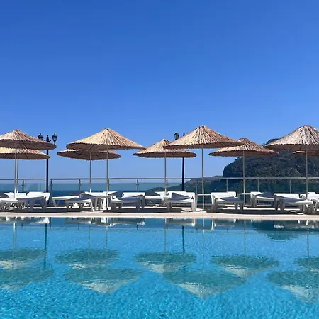 Διαμέρισμα Mavinin Ve Yesilin Dansi, Panoramik Manzara, 75m2 Μαρμαρίς