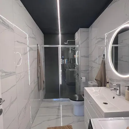 Mavinin Ve Yesilin Dansi, Panoramik Manzara, 75m2 *